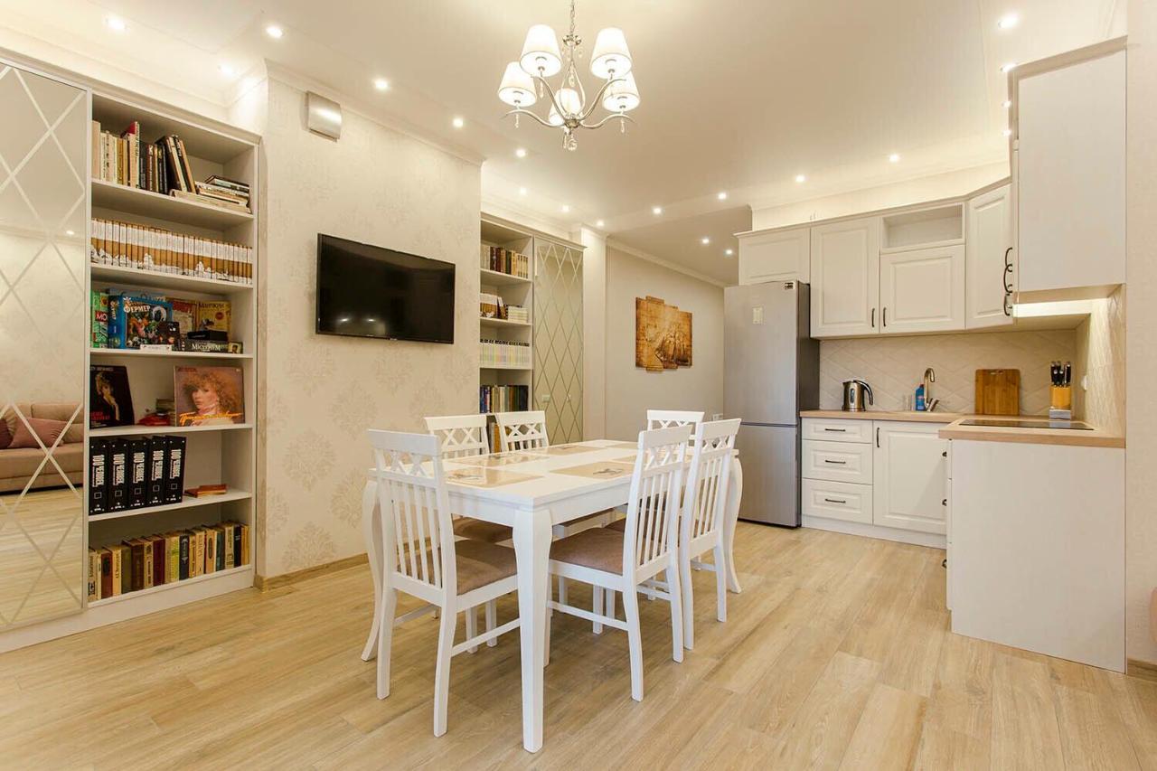 2-Roomed Apartment With Living Room Οδησσός Εξωτερικό φωτογραφία