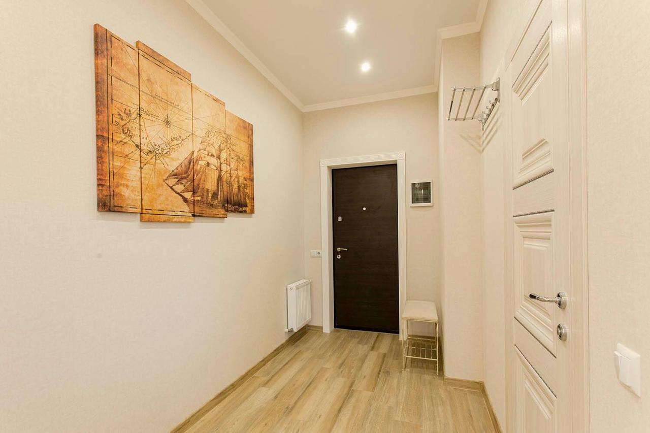 2-Roomed Apartment With Living Room Οδησσός Εξωτερικό φωτογραφία