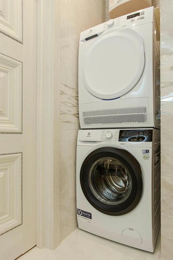 2-Roomed Apartment With Living Room Οδησσός Εξωτερικό φωτογραφία